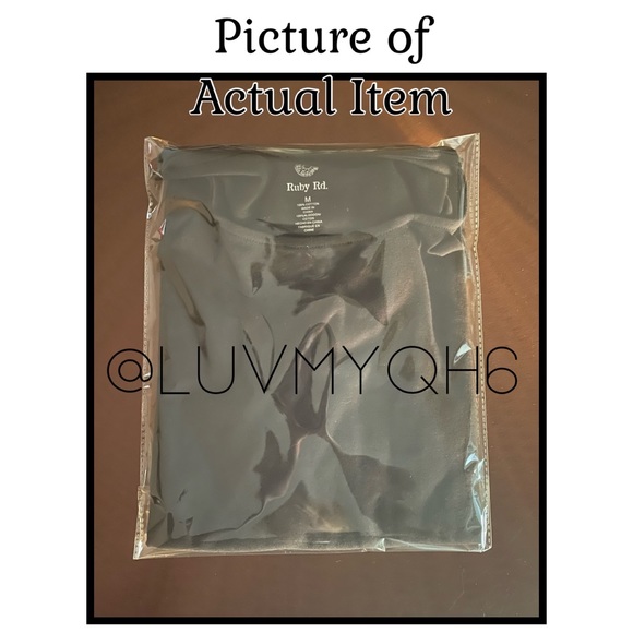 Ruby Rd Cut-Out Sleeve Top - Picture 2 of 3